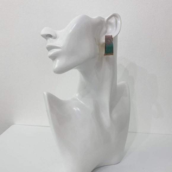 VTG Painted Swirl Wide Hoop Earrings - Picture 6 of 9